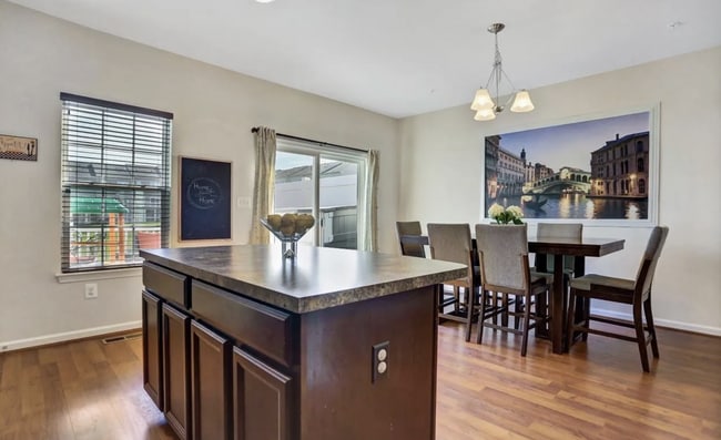 Building Photo - Coming Soon! "Charming 3-Bedroom Townhouse Retreat with Spacious 1960 sq ft Layout in York, PA!"