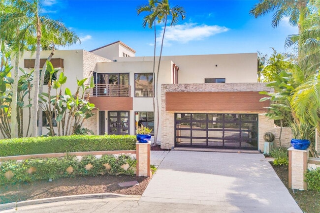 Building Photo - 2626 Castilla Isle