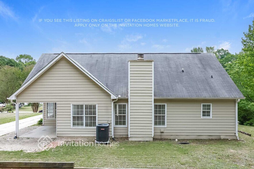 Building Photo - 3990 Piper Glen Dr NE