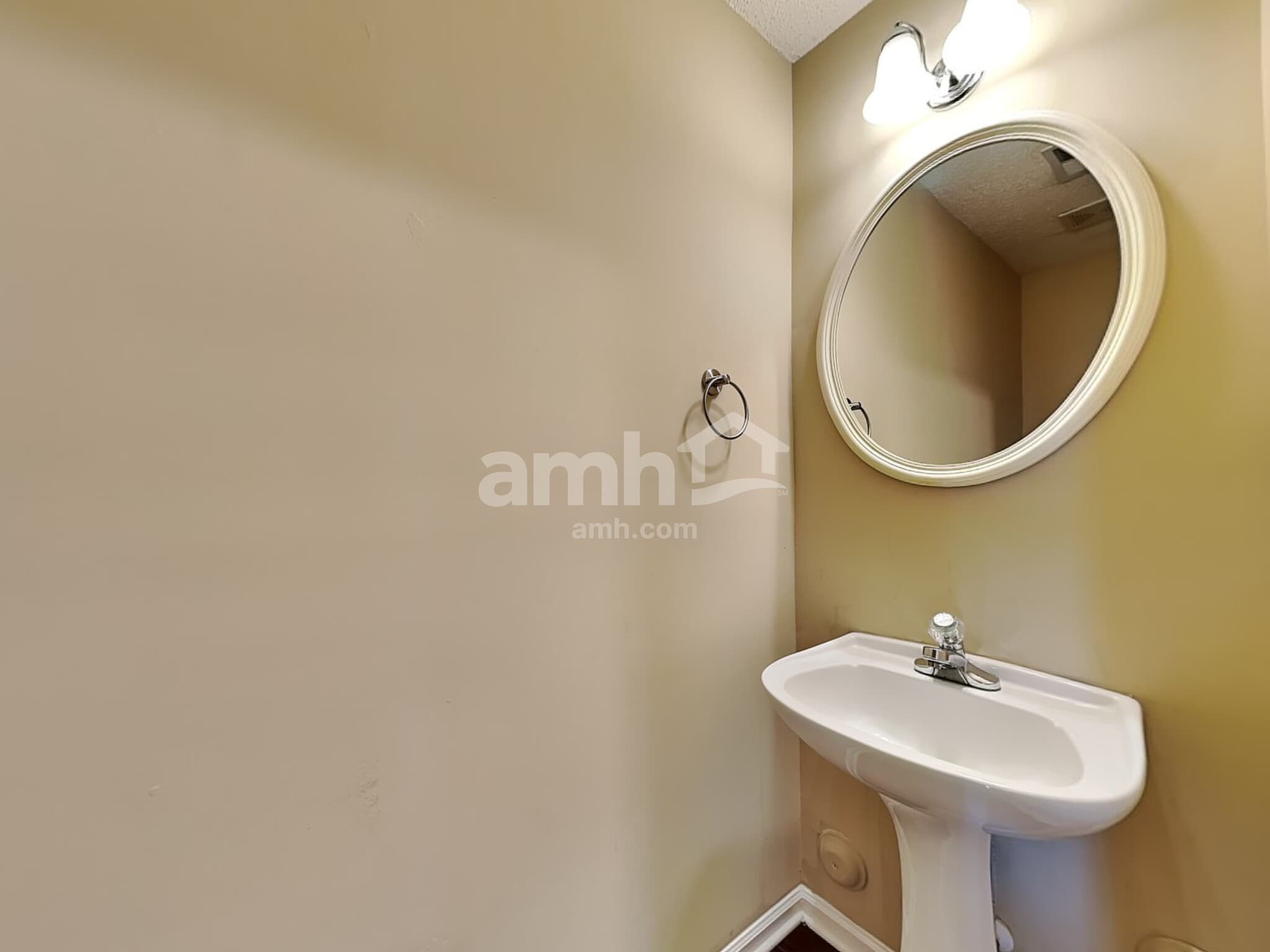 Building Photo - 1621 Harper Spring Dr