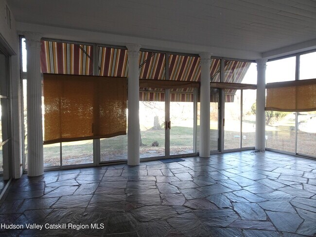 Building Photo - 549 NY-23B