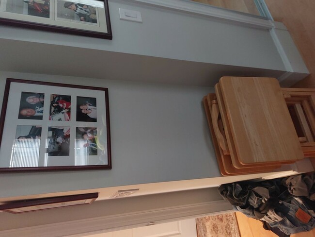 Building Photo - HOT ALLSTON LISTING!!!!