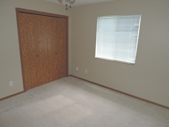 Building Photo - 2448 Rushmore Dr