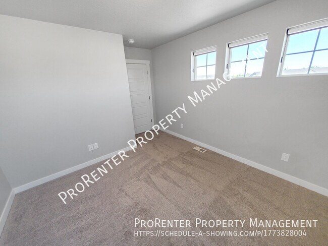 Building Photo - 1509 W 450 S
