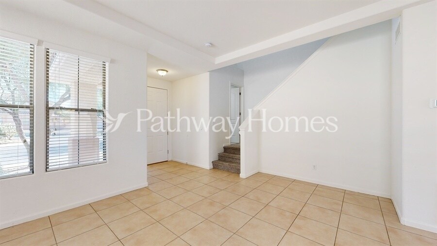 Building Photo - 2141 N 135th Dr