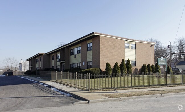 Primary Photo - 155-159 Nassau Ave