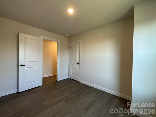 Building Photo - 130 18th St NW