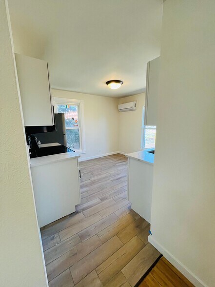 Building Photo - 4727 West 33rd Avenue