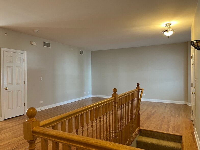 Building Photo - 1531 Queen Ann Ln