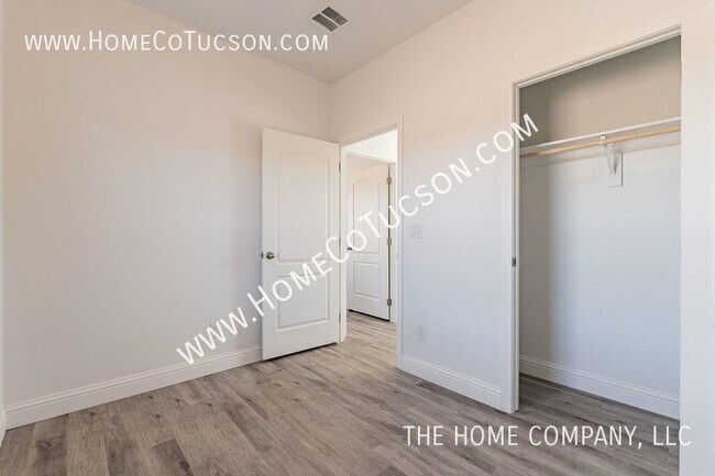 Building Photo - 11550 S Nogales Hwy