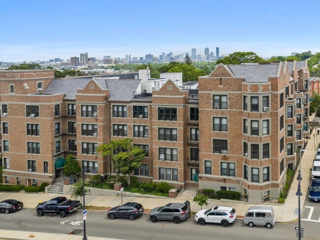 Building Photo - 1486 Commonwealth Ave