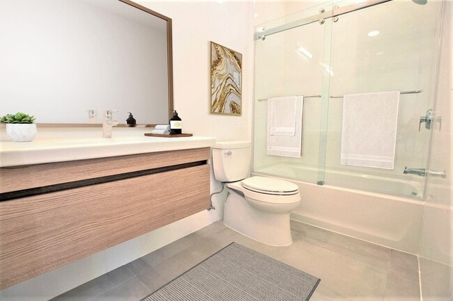 Building Photo - 110 Court St