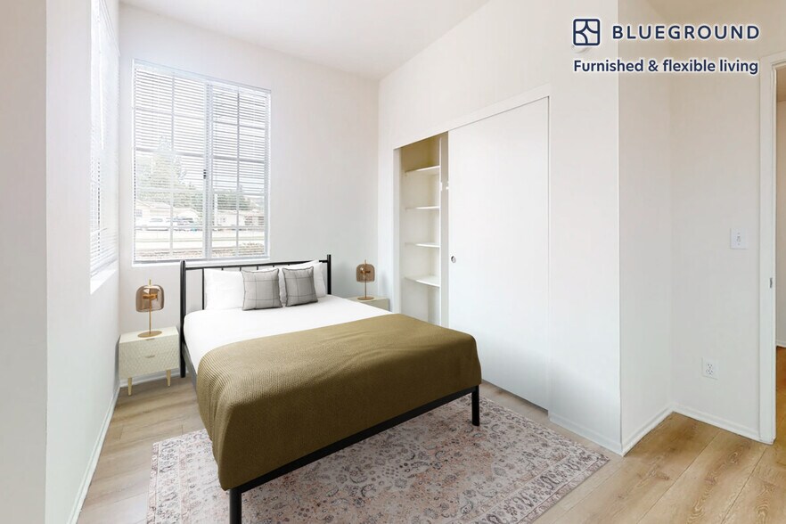 Building Photo - 1571 Flynn Rd