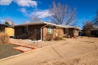 Building Photo - 1112 Alford St