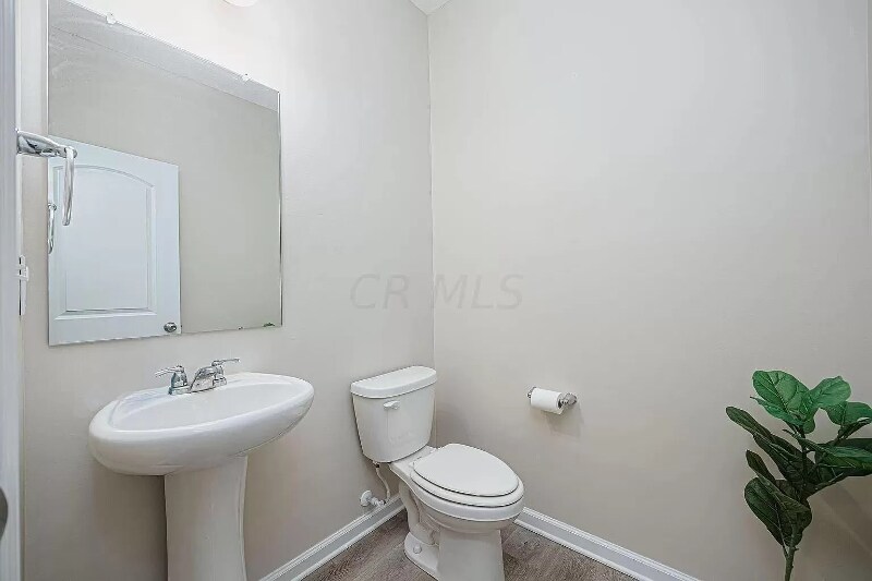 Building Photo - 304 Gray Fox Ct