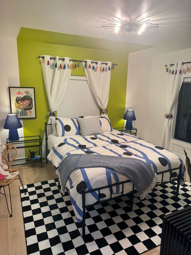 Building Photo - 25 N Rose Blvd