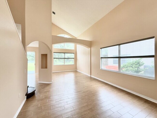 Building Photo - 1647 Gray Bark Dr