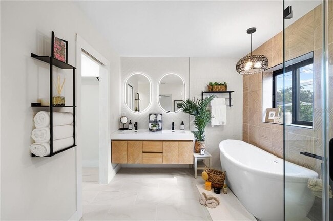 Building Photo - 4412 W Trilby Ave