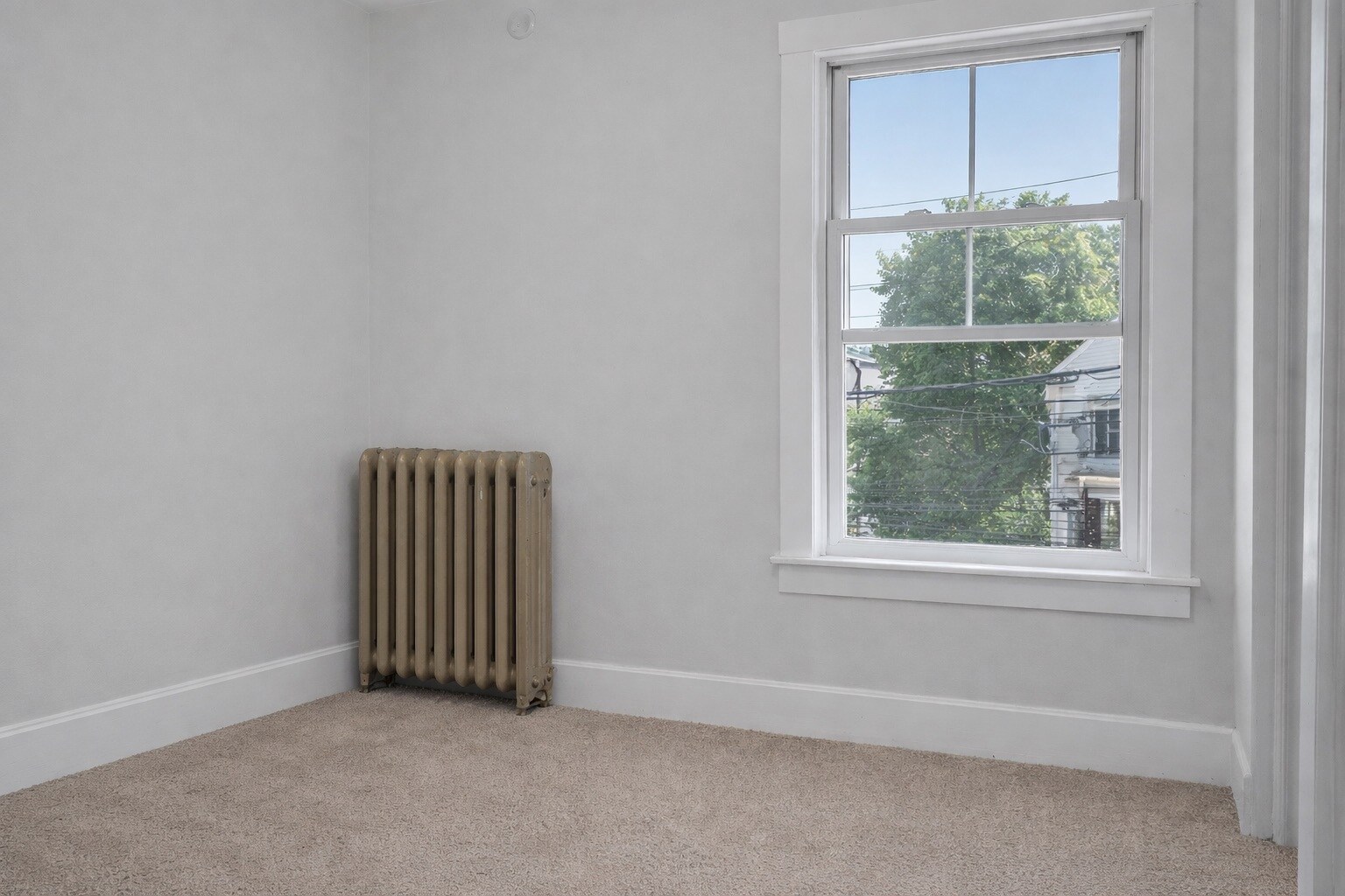 Office space with closet - 280 Main St