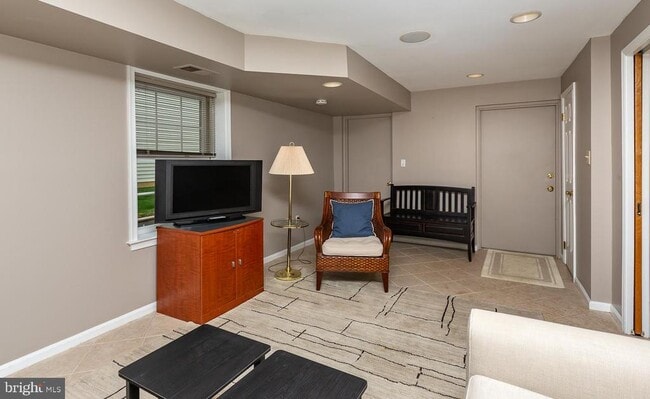 Building Photo - 107 Haldeman St