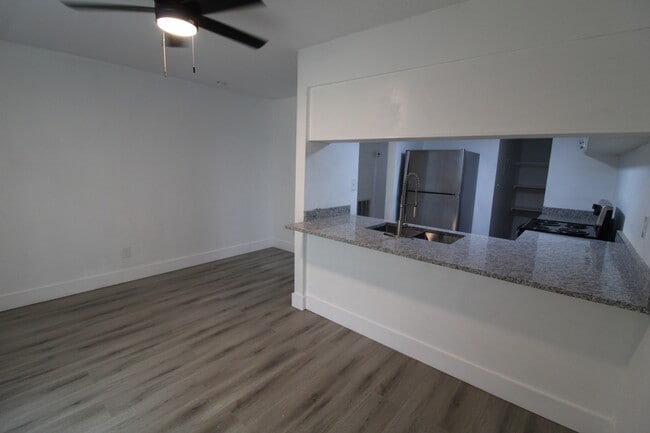 Building Photo - 145 4th Ave