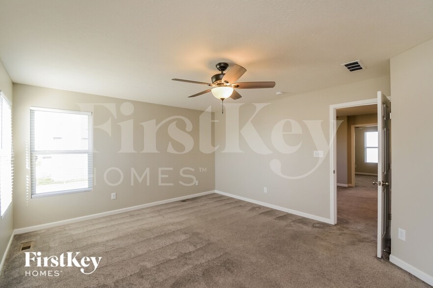 Building Photo - 5510 Wood Spg Ln