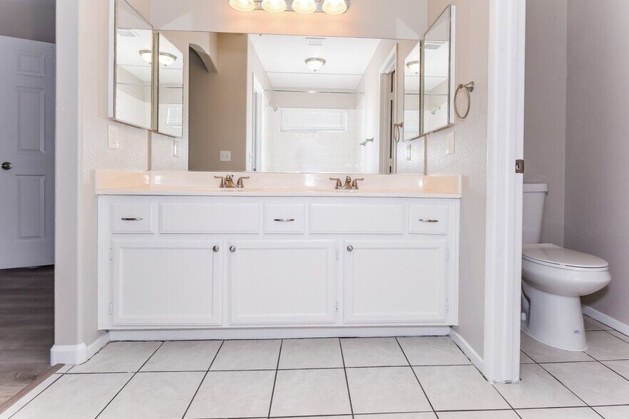 Building Photo - 3432 Shonna Way