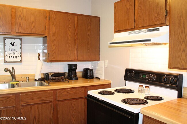 Building Photo - 1136 S McNeill St