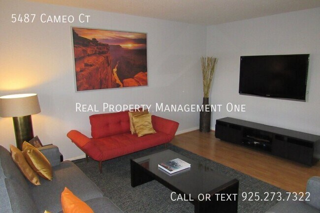 Building Photo - 5487 Cameo Ct