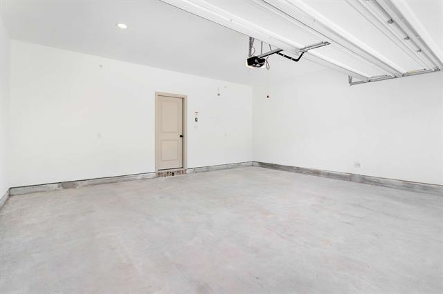 Building Photo - 508 Parkside Dr