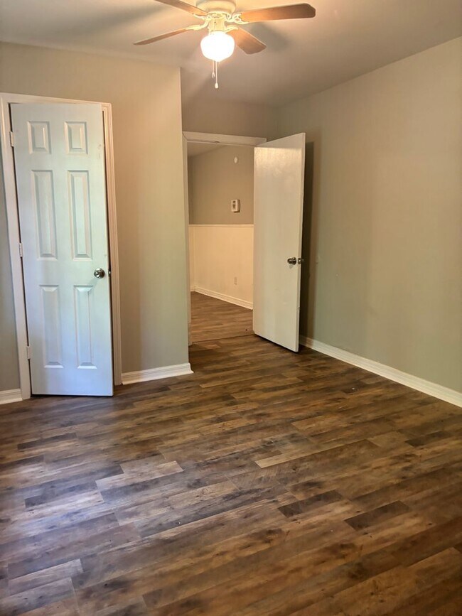 Building Photo - 3251 Corey Dr