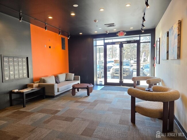 Building Photo - 120 Georges Rd