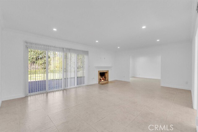 Building Photo - 8201 Clemens Ave