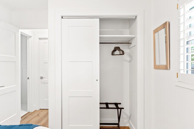 Building Photo - 13920 SE 124th St