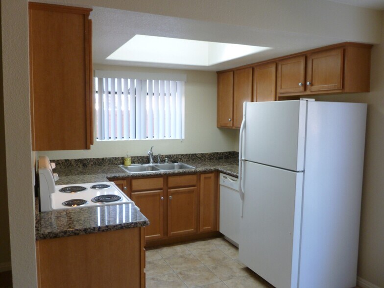 Building Photo - 7200 Pirates Cove Rd