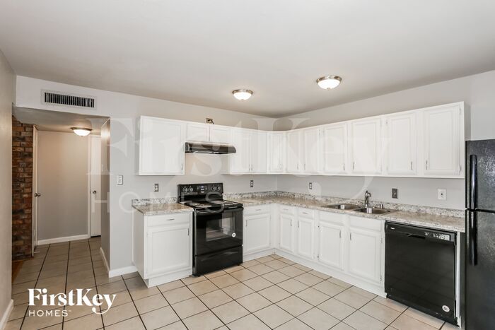 Building Photo - 9113 Linda Vista Dr