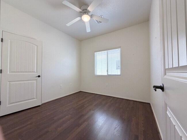 Building Photo - 3BR/2BA/2CG 1,401 sq.ft. rental with Community POOL in Sierra Vista, AZ