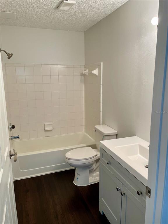 Building Photo - 2521 Grassy Point Dr