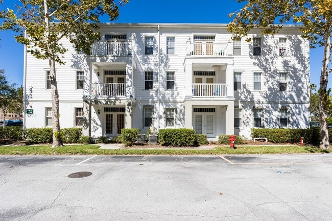 Building Photo - 770-307 Siena Palm Drive