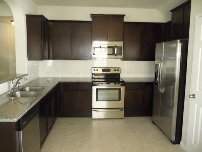 Building Photo - 18409 Bandelier Dr
