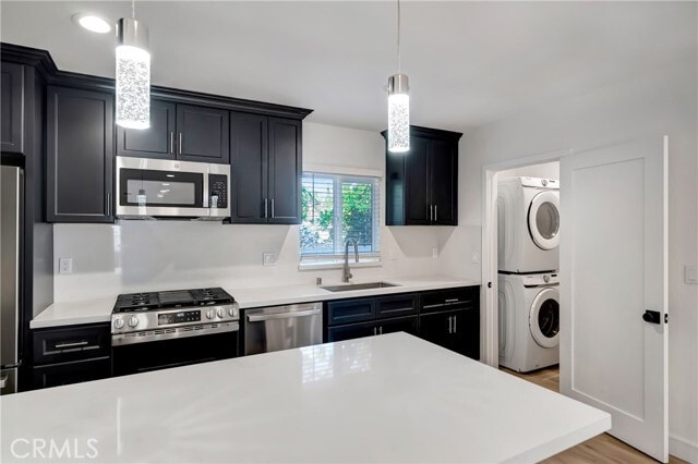 Building Photo - 6846 Glade Ave