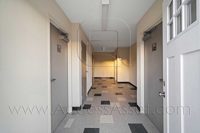 Building Photo - 51605 Springs Trail