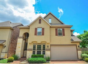 Building Photo - Spacious 3-Bedroom Retreat with 2.5 Baths ...