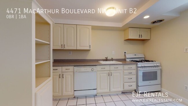 Building Photo - MacArthur Blvd Studio Apartment W/Off Stre...