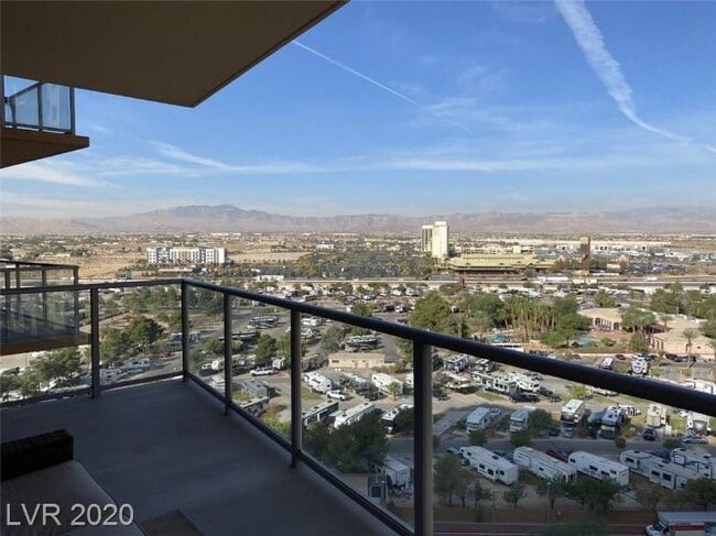 Building Photo - 8255 S Las Vegas Blvd