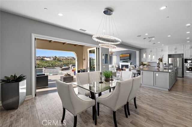 Building Photo - 108 Via Bilbao