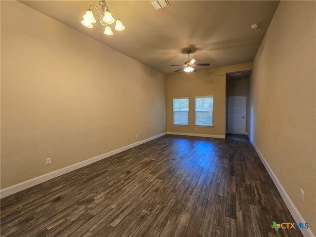 Building Photo - 1215 FM306