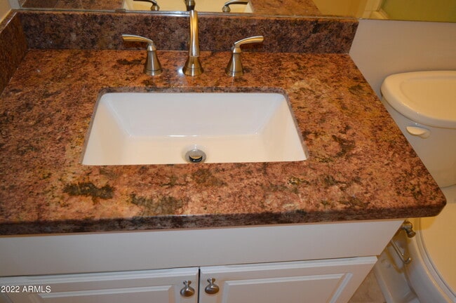 Building Photo - 1701 E Colter St