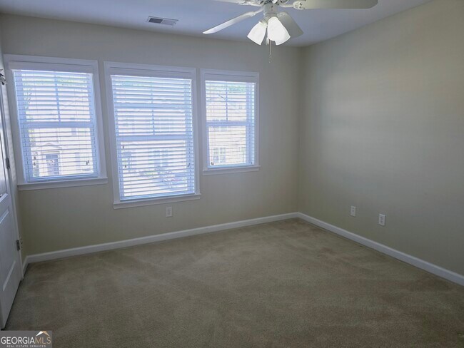 Building Photo - 249 Durham Park Way