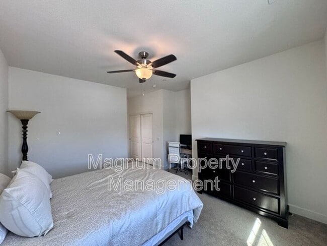 Building Photo - 38572 Rosegate Pl